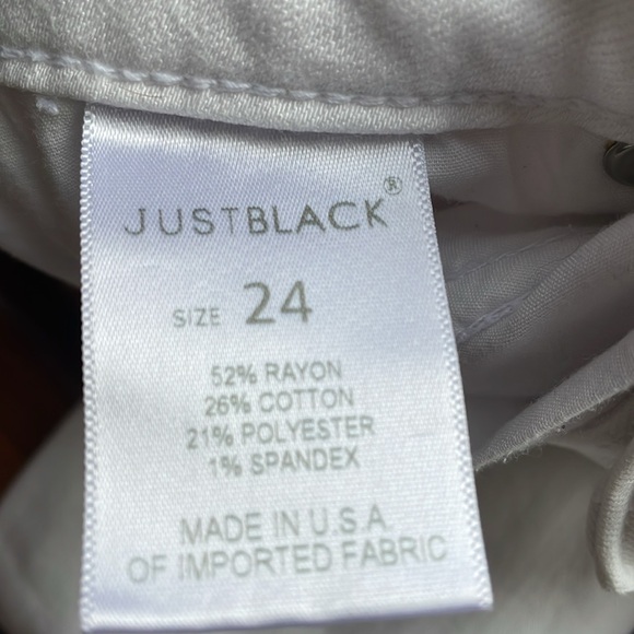 Just black size 24 super ripped jeans in white, super skinny with stretch ￼ - Picture 3 of 4